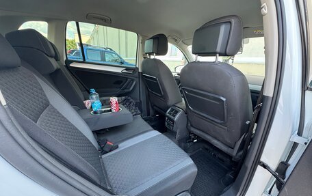 Volkswagen Tiguan II, 2020 год, 2 600 000 рублей, 21 фотография