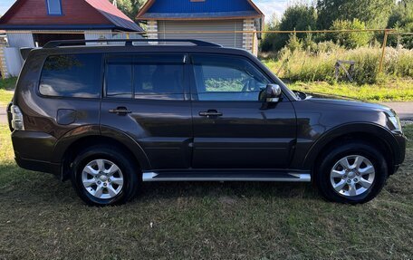 Mitsubishi Pajero IV, 2019 год, 3 200 000 рублей, 3 фотография