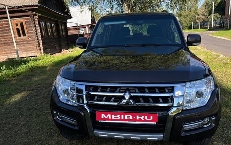 Mitsubishi Pajero IV, 2019 год, 3 200 000 рублей, 2 фотография