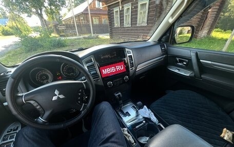 Mitsubishi Pajero IV, 2019 год, 3 200 000 рублей, 8 фотография