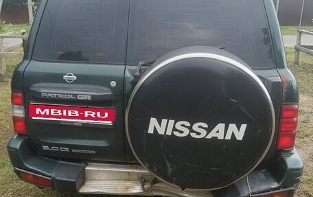 Nissan Patrol, 2000 год, 570 000 рублей, 4 фотография
