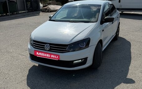 Volkswagen Polo VI (EU Market), 2019 год, 800 000 рублей, 2 фотография