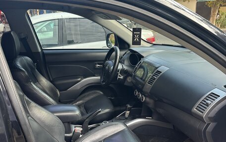 Mitsubishi Outlander III рестайлинг 3, 2006 год, 780 000 рублей, 8 фотография