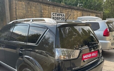Mitsubishi Outlander III рестайлинг 3, 2006 год, 780 000 рублей, 4 фотография