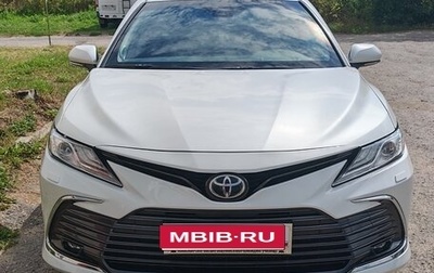 Toyota Camry, 2021 год, 3 300 000 рублей, 1 фотография