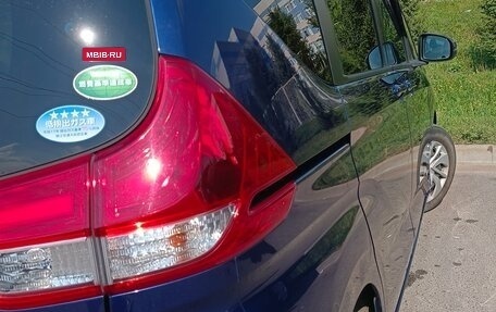 Honda Freed II, 2018 год, 1 600 000 рублей, 2 фотография