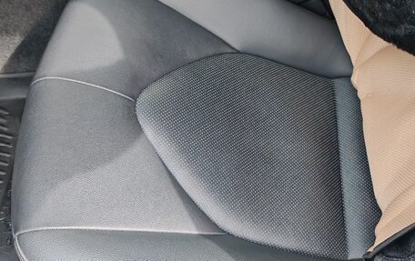 Toyota Camry, 2021 год, 3 300 000 рублей, 14 фотография