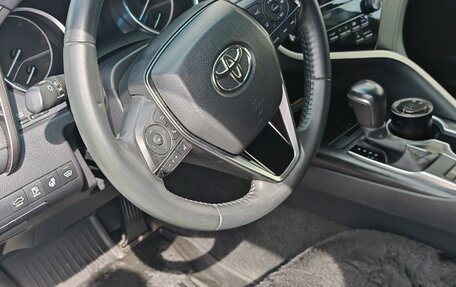 Toyota Camry, 2021 год, 3 300 000 рублей, 11 фотография