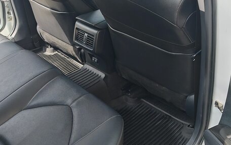 Toyota Camry, 2021 год, 3 300 000 рублей, 26 фотография