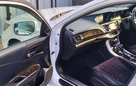 Honda Accord IX рестайлинг, 2013 год, 1 785 000 рублей, 16 фотография