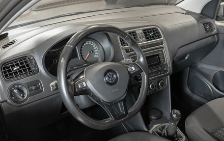 Volkswagen Polo VI (EU Market), 2019 год, 1 150 000 рублей, 5 фотография