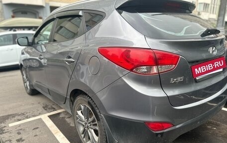 Hyundai ix35 I рестайлинг, 2014 год, 1 090 000 рублей, 2 фотография