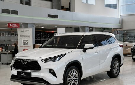 Toyota Highlander, 2026 год, 5 600 000 рублей, 1 фотография