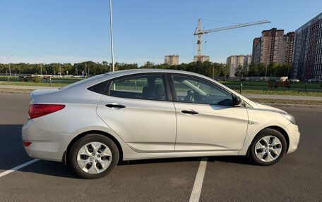 Hyundai Solaris II рестайлинг, 2014 год, 800 000 рублей, 7 фотография