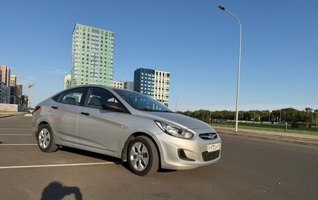 Hyundai Solaris II рестайлинг, 2014 год, 800 000 рублей, 9 фотография