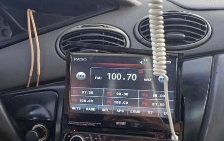 Ford Focus IV, 2001 год, 250 000 рублей, 3 фотография