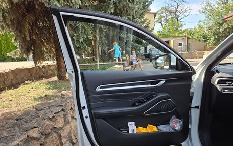 Geely Emgrand, 2024 год, 2 450 000 рублей, 14 фотография