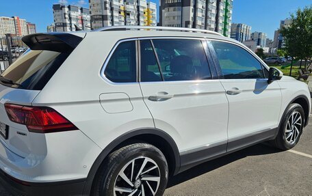 Volkswagen Tiguan II, 2018 год, 3 100 000 рублей, 10 фотография