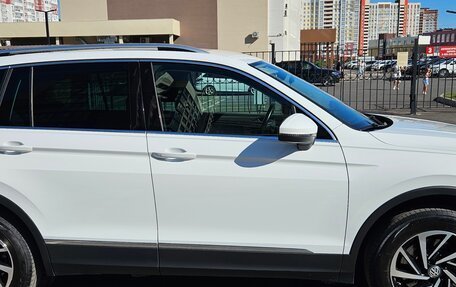 Volkswagen Tiguan II, 2018 год, 3 100 000 рублей, 11 фотография