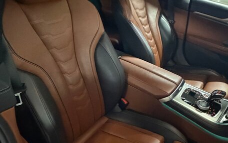 BMW 8 серия, 2022 год, 9 700 000 рублей, 17 фотография