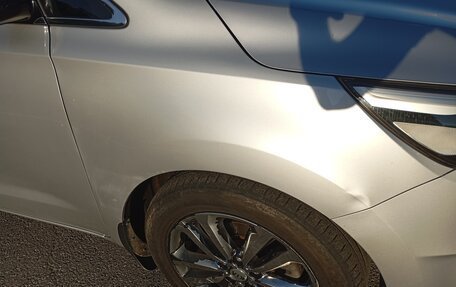 KIA Carnival III, 2017 год, 2 499 999 рублей, 8 фотография