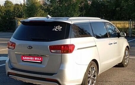 KIA Carnival III, 2017 год, 2 499 999 рублей, 5 фотография