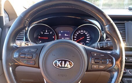 KIA Carnival III, 2017 год, 2 499 999 рублей, 14 фотография