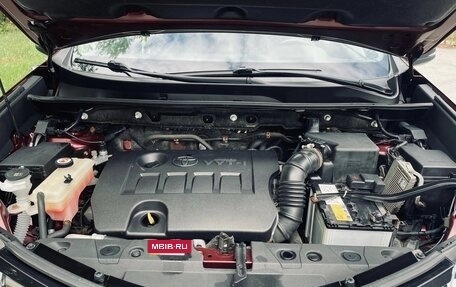 Toyota RAV4, 2017 год, 2 080 000 рублей, 6 фотография