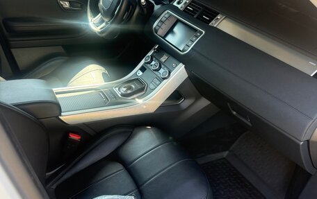 Land Rover Range Rover Evoque I, 2018 год, 3 200 000 рублей, 5 фотография