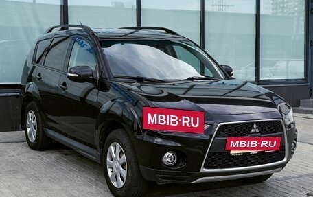 Mitsubishi Outlander III рестайлинг 3, 2011 год, 989 000 рублей, 7 фотография