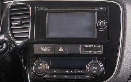 Mitsubishi Outlander III рестайлинг 3, 2013 год, 1 679 000 рублей, 16 фотография