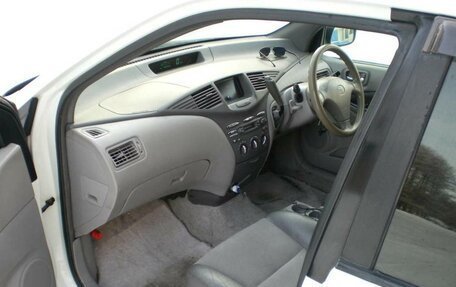 Toyota Prius IV XW50, 1999 год, 208 000 рублей, 6 фотография