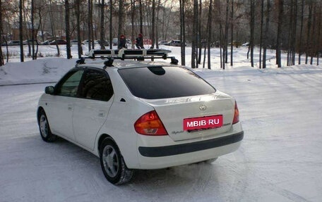 Toyota Prius IV XW50, 1999 год, 208 000 рублей, 2 фотография