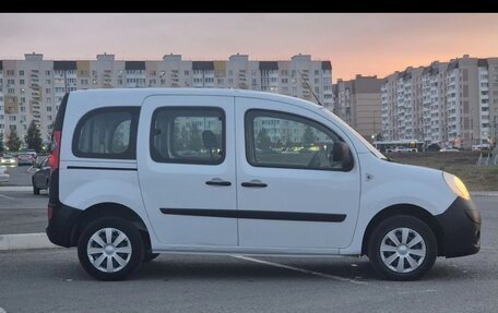 Renault Kangoo II рестайлинг, 2009 год, 620 000 рублей, 1 фотография