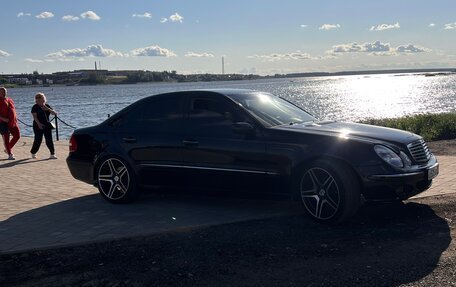 Mercedes-Benz E-Класс, 2005 год, 1 070 000 рублей, 8 фотография