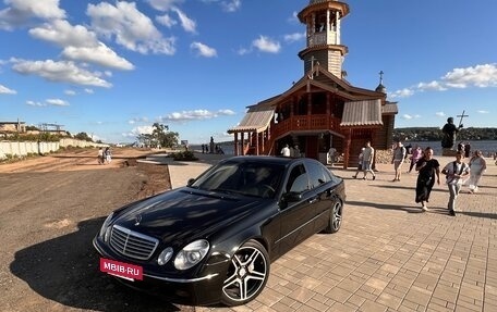Mercedes-Benz E-Класс, 2005 год, 1 070 000 рублей, 19 фотография