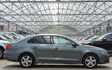 Volkswagen Jetta VI, 2013 год, 950 000 рублей, 6 фотография