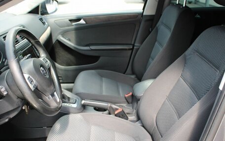 Volkswagen Jetta VI, 2013 год, 950 000 рублей, 13 фотография