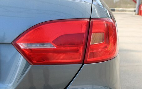 Volkswagen Jetta VI, 2013 год, 950 000 рублей, 19 фотография