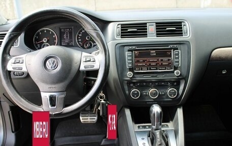 Volkswagen Jetta VI, 2013 год, 950 000 рублей, 9 фотография