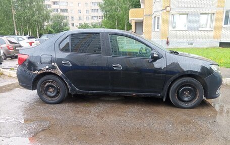 Renault Logan II, 2015 год, 215 000 рублей, 3 фотография