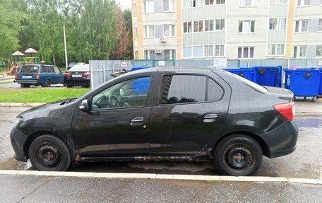 Renault Logan II, 2015 год, 215 000 рублей, 6 фотография