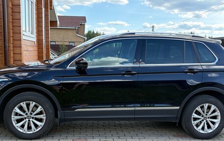 Volkswagen Tiguan II, 2022 год, 4 000 000 рублей, 9 фотография