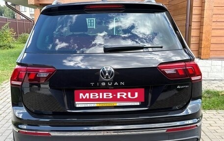 Volkswagen Tiguan II, 2022 год, 4 000 000 рублей, 7 фотография