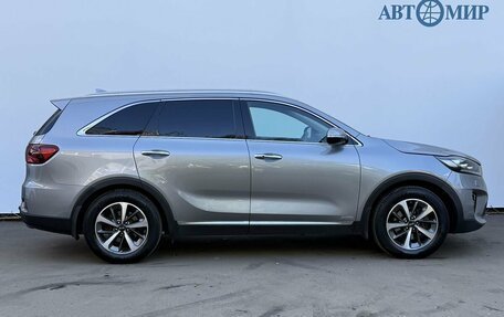 KIA Sorento III Prime рестайлинг, 2018 год, 2 300 000 рублей, 4 фотография