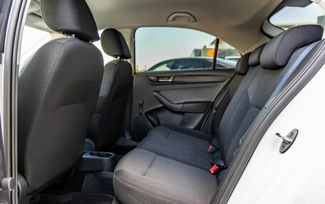 Skoda Rapid I, 2017 год, 1 248 000 рублей, 20 фотография