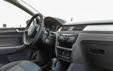 Skoda Rapid I, 2017 год, 1 248 000 рублей, 21 фотография