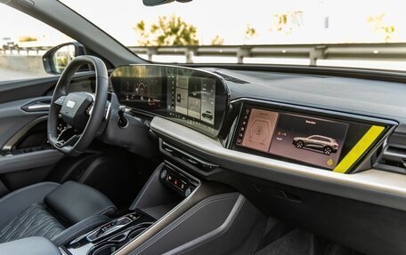 Audi Q5, 2026 год, 6 098 000 рублей, 27 фотография
