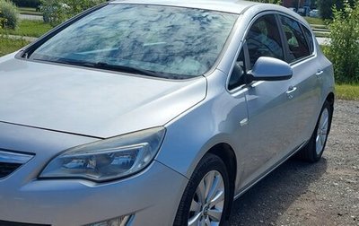 Opel Astra J, 2012 год, 730 000 рублей, 1 фотография
