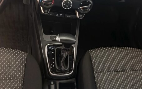 KIA Rio IV, 2020 год, 1 620 000 рублей, 3 фотография